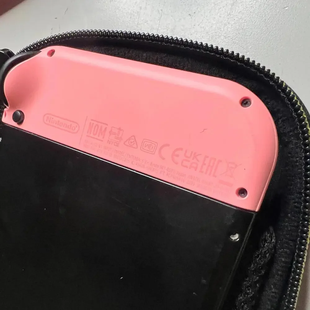 Nintendo Switch‎ Console Pink Yellow Joy-Con Bundle Games Controllers Cases Lot